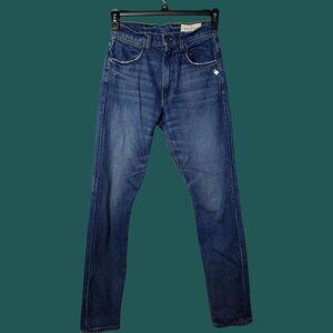 imogene + willie Margot High-Rise Slim Straight Jeans